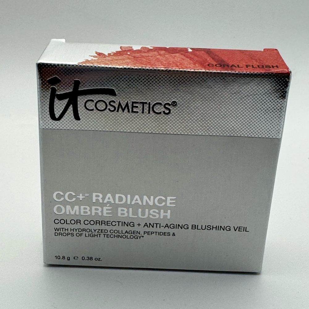 It Cosmetics CC Radiance Ombré Blush - Coral Flush - Picture 3 of 3